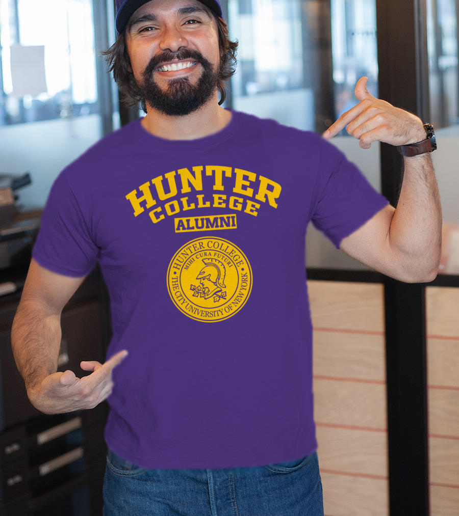 Hunter College Alumni Mihi Cura Futuri Seal The City University Of New York T-Shirt