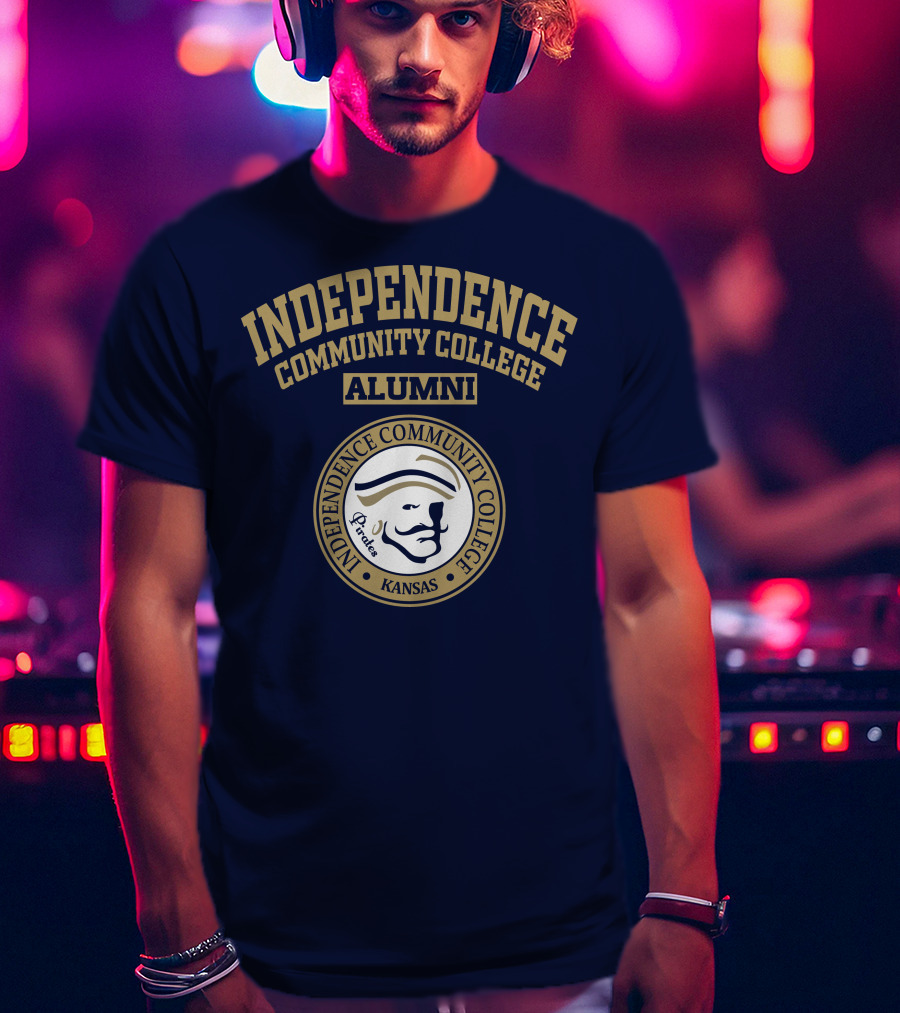 Independence Community College Alumni Kansas Pirates T-Shirt