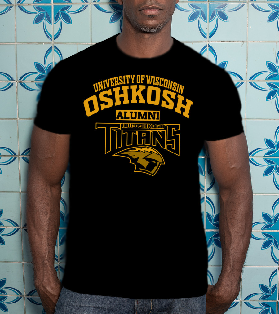 University Of Wisconsin Oshkosh Alumni UW Oshkosh Titans T-Shirt