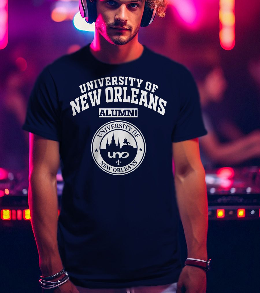 UNIVERSITY OF NEW ORLEANS ALUMNI UNO Seal T-Shirt
