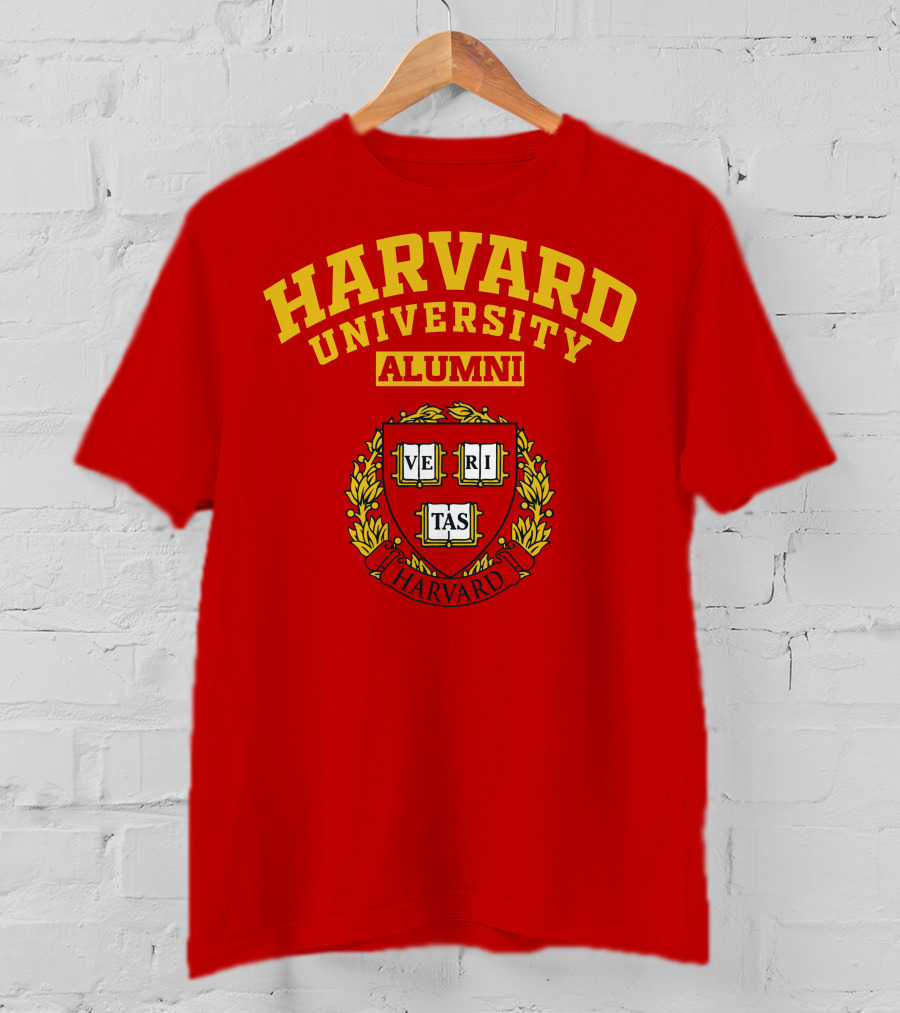 Harvard University Alumni Veritas Crest T-Shirt