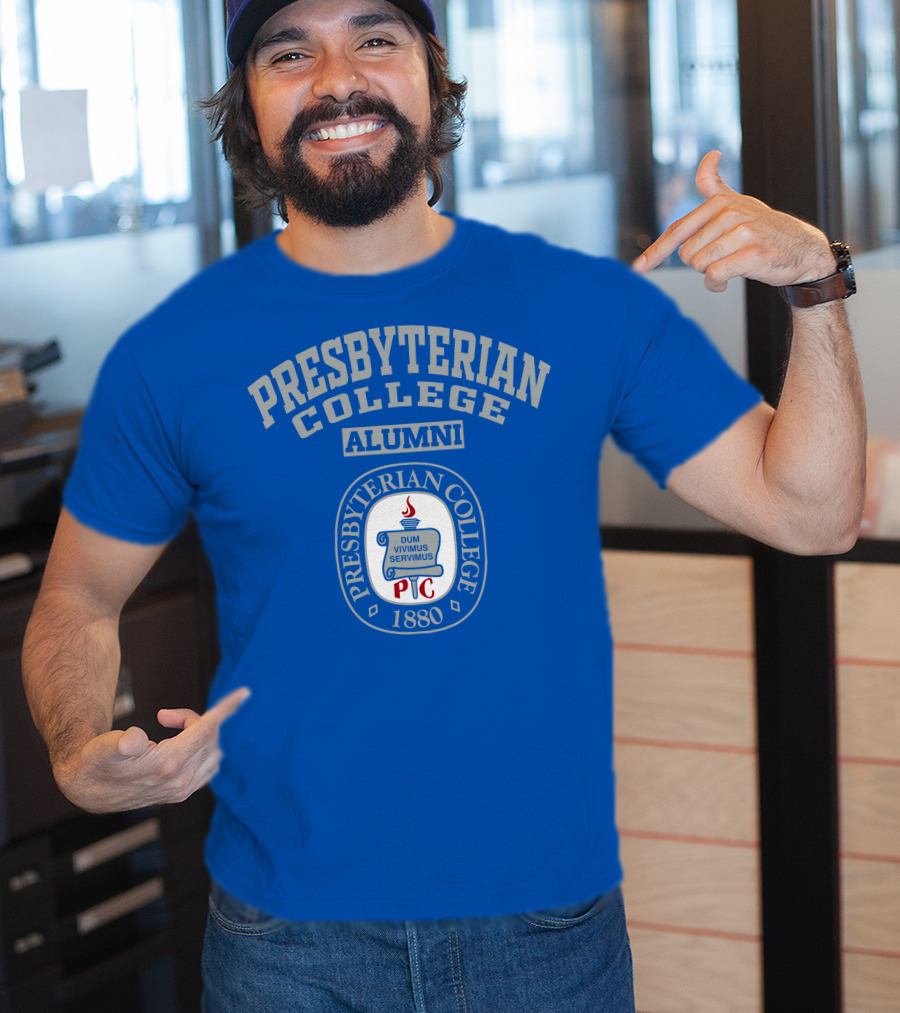 Presbyterian College Alumni Dum Vivimus Servimus P C 1880 T-Shirt