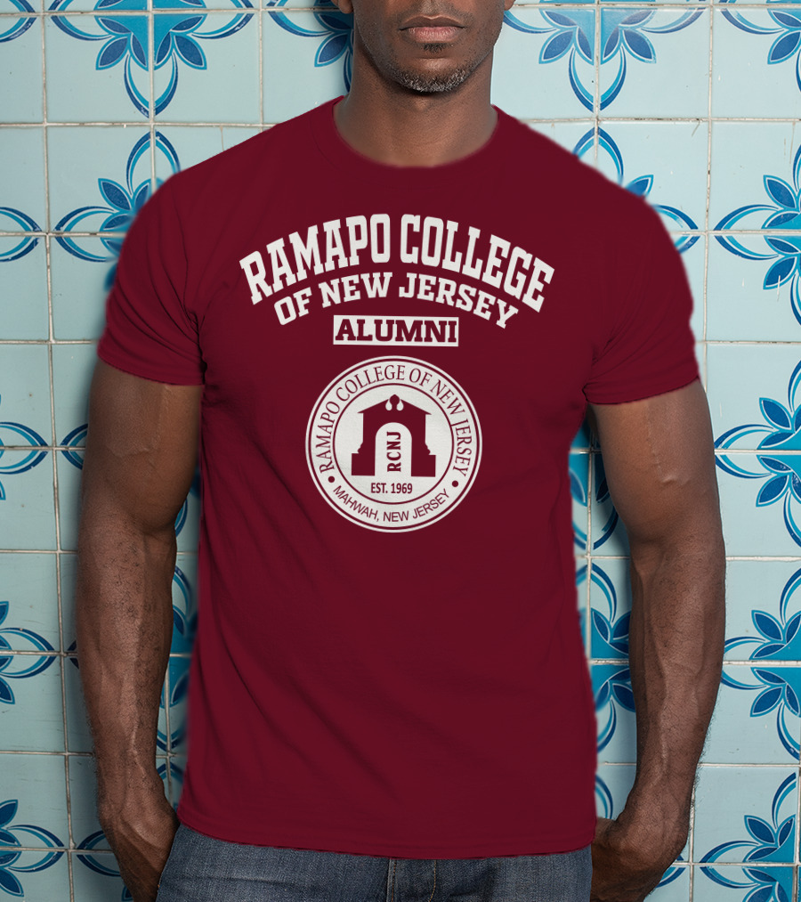 Ramapo College Of New Jersey Alumni RCNJ Est. 1969 Mahwah New Jersey T-Shirt
