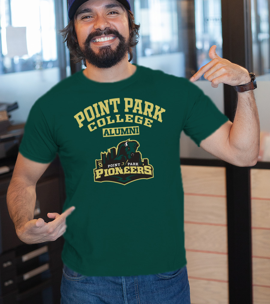 Point Park College Alumni Pioneers Logo Buffalo Skyline T-Shirt