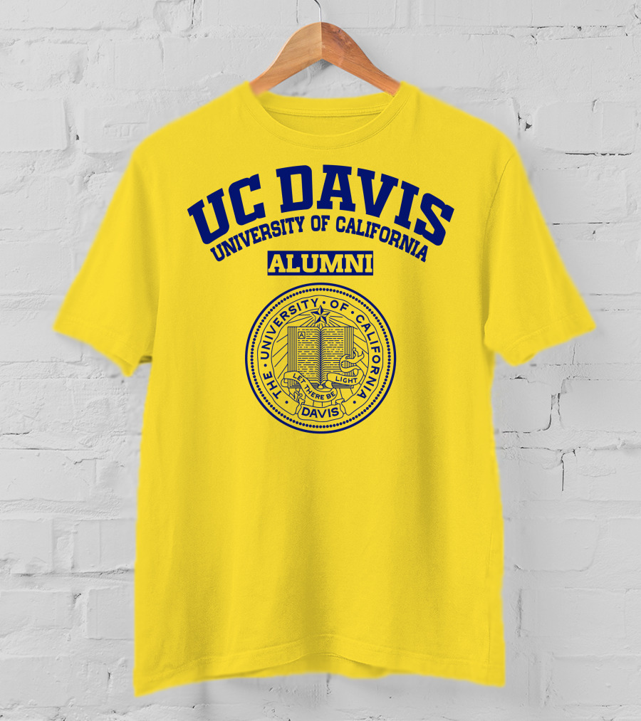 UC Davis University Of California Alumni Seal T-Shirt