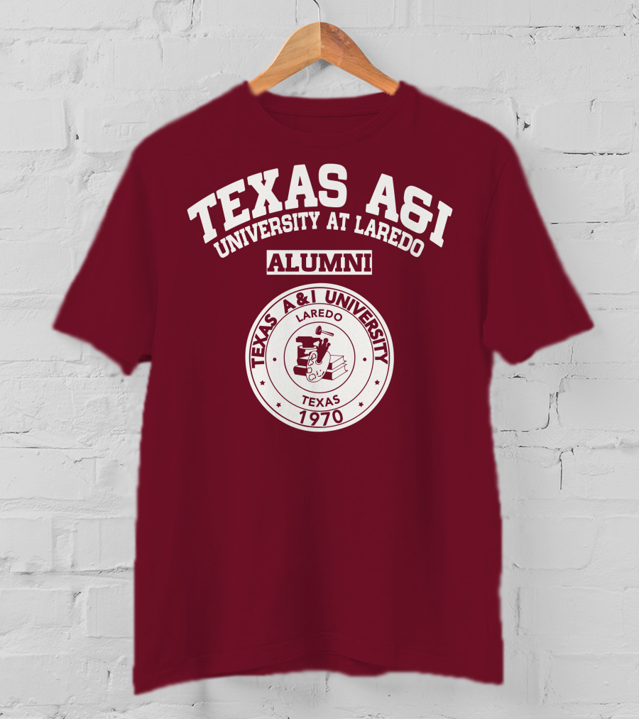 Texas A&I University At Laredo Alumni 1970 T-Shirt