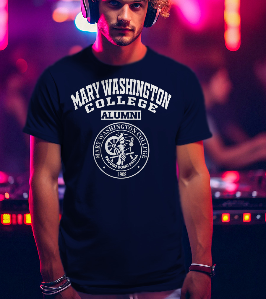 Mary Washington College Alumni Crest Pro Deo Domo Patria 1908 T-Shirt