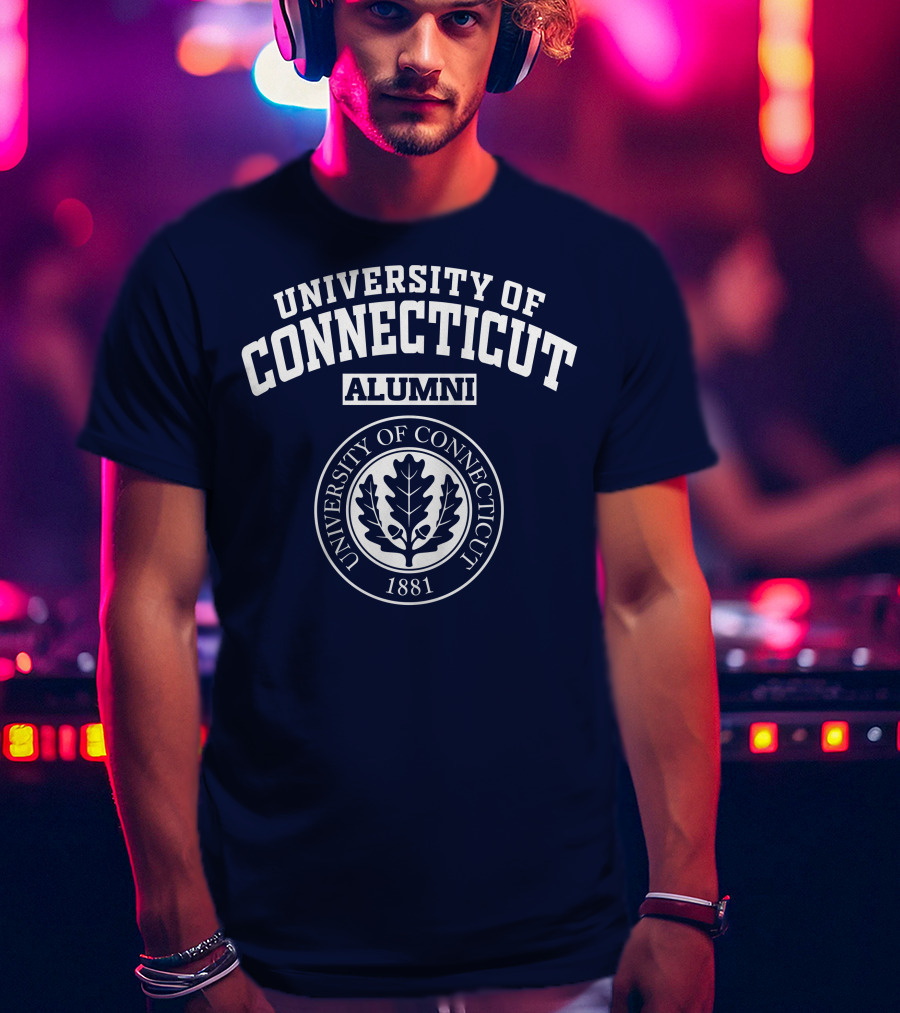 UNIVERSITY OF CONNECTICUT ALUMNI 1881 Oak Leaf Seal T-Shirt