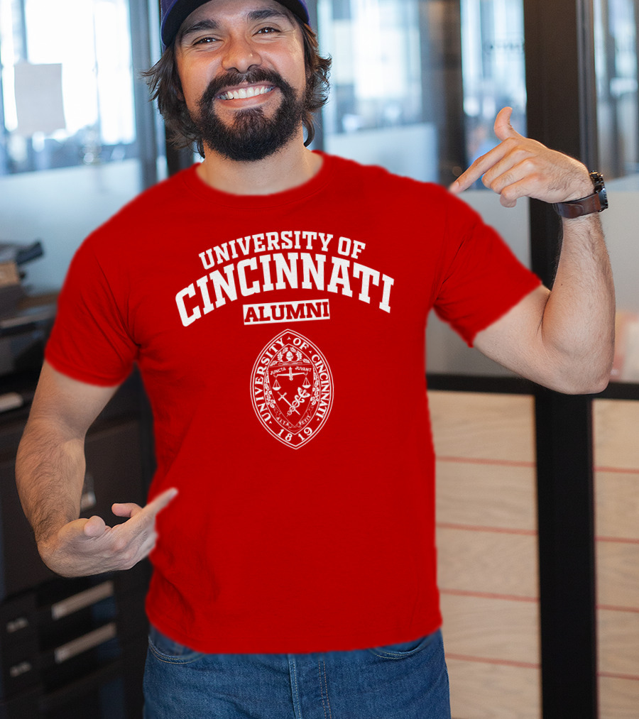 University Of Cincinnati Alumni Seal 1819 T-Shirt