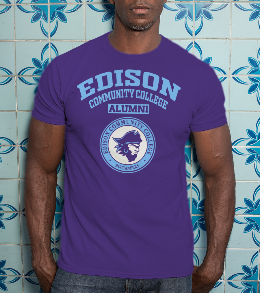 Edison Community College Alumni Buccaneers T-Shirt