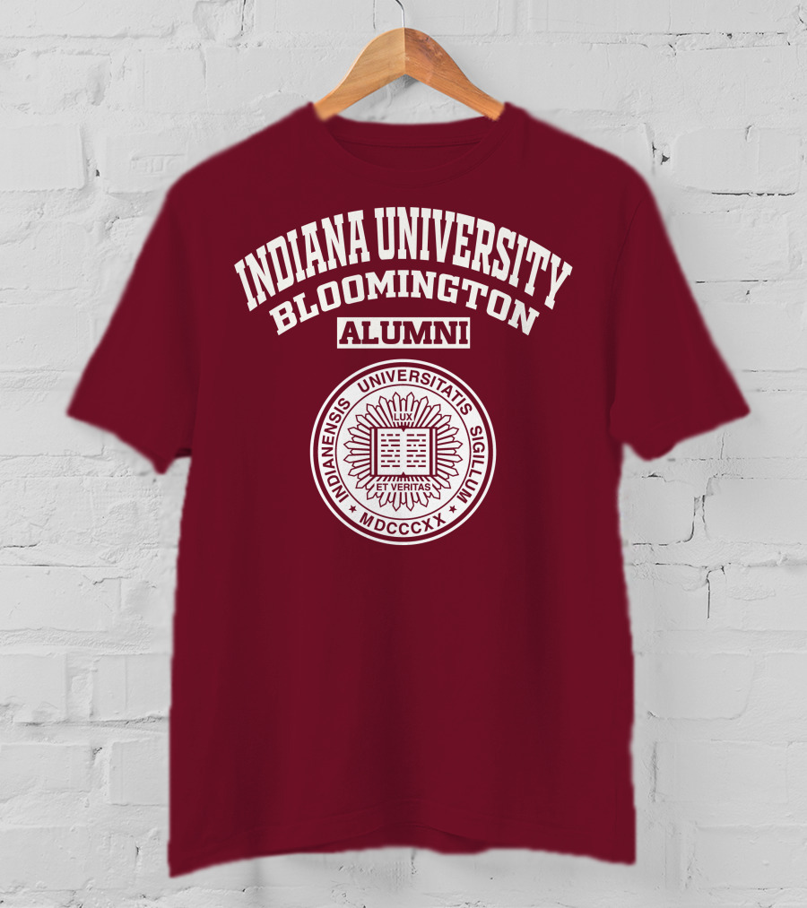 Indiana University Bloomington Alumni Indianensis Universitatis Sigillum Mdcccxx Lux Et Veritas T-Shirt