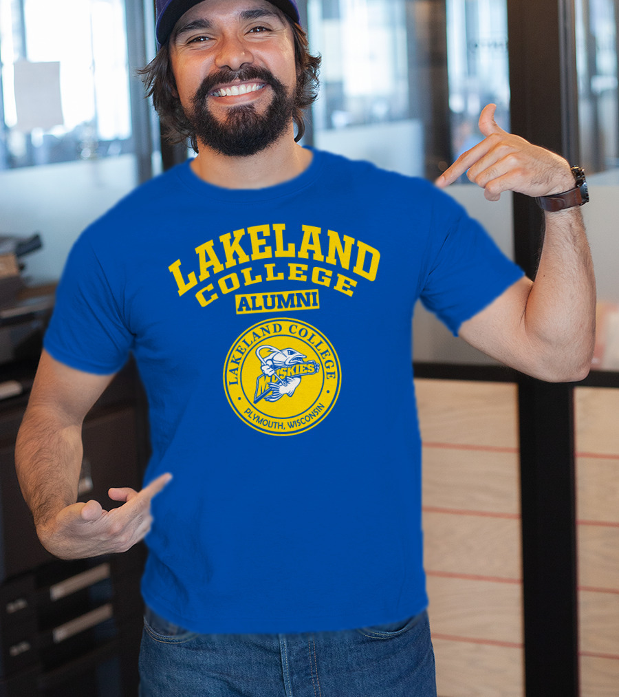 Lakeland College Alumni Muskie Plymouth Wisconsin T-Shirt