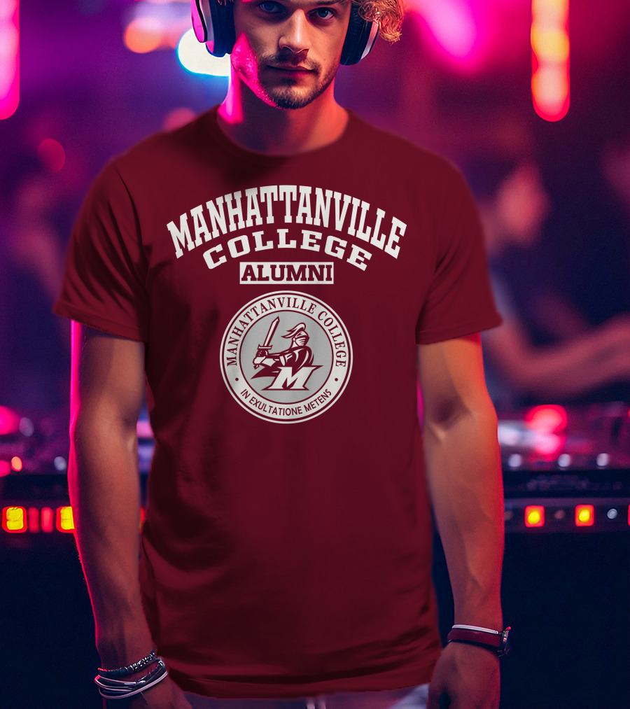 Manhattanville College Alumni In Exultatione Metens T-Shirt