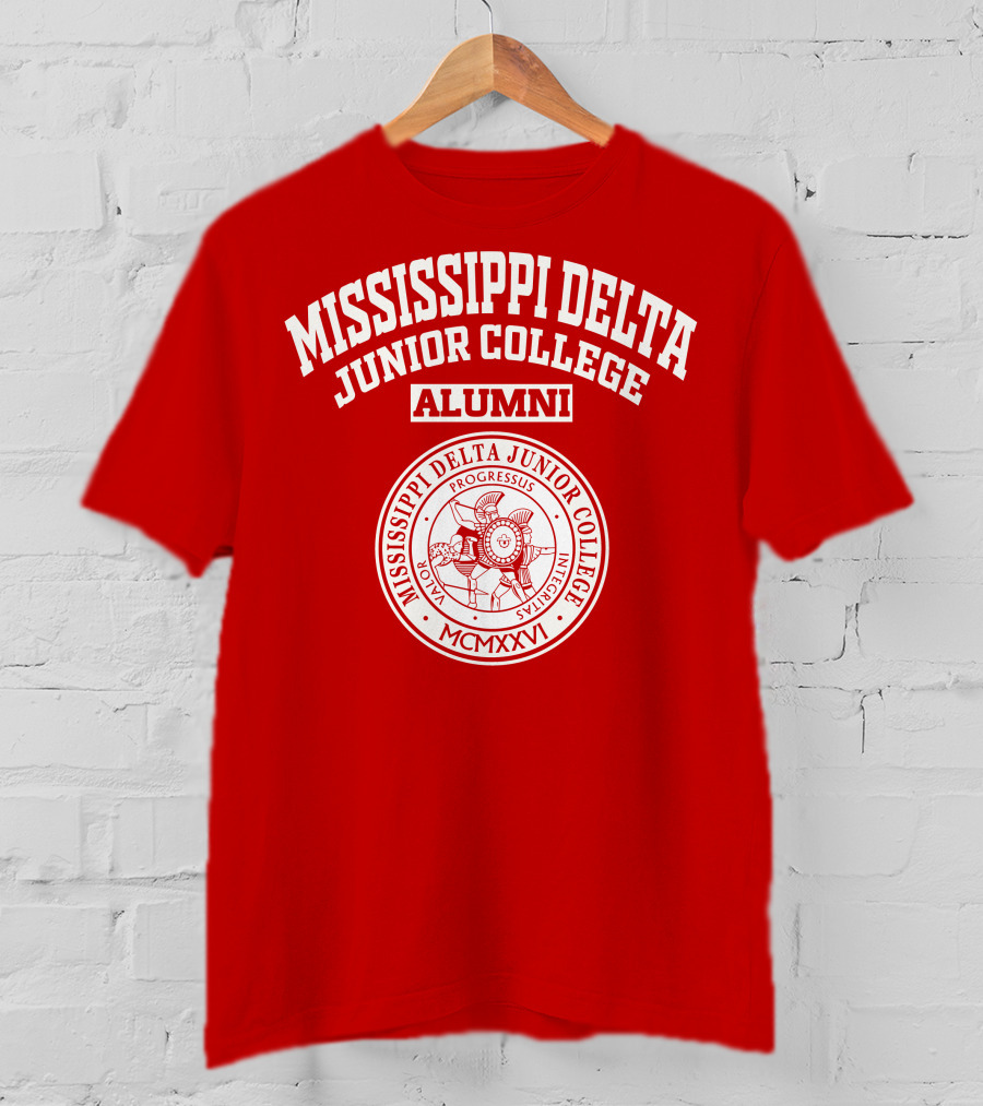 Mississippi Delta Junior College Alumni Seal MCMXXVI Valor Progressus Integritas T-Shirt