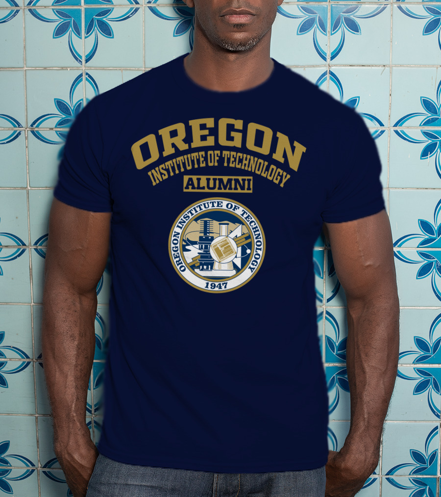Oregon Institute Of Technology Alumni 1947 Crest T-Shirt