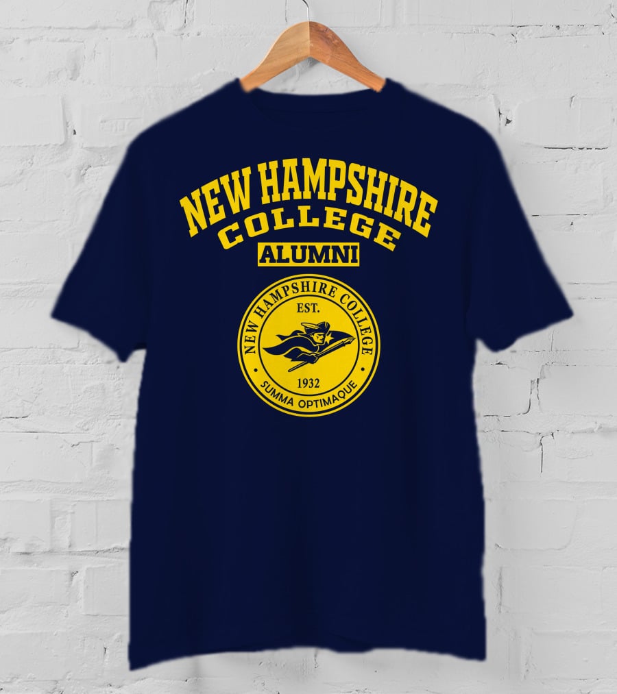 New Hampshire College Alumni Est 1932 Summa Optimaque T-Shirt