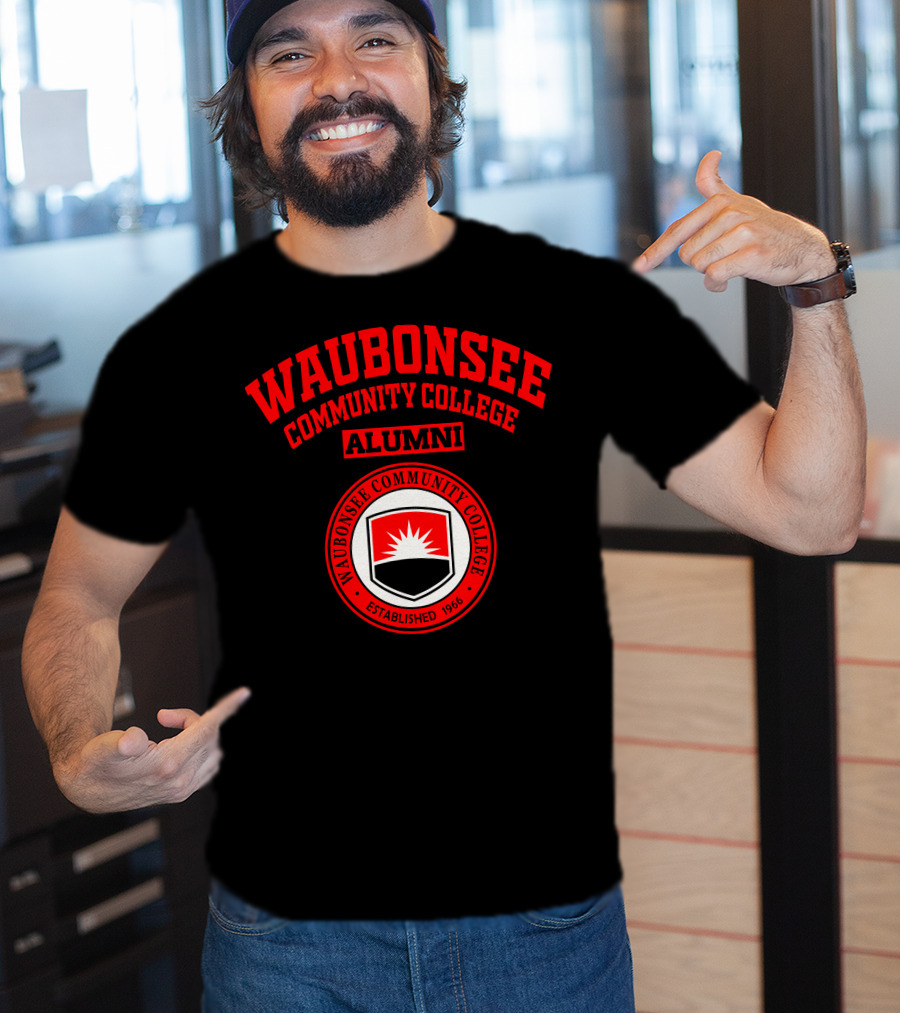 WAUBONSEE COMMUNITY COLLEGE ALUMNI ESTABLISHED 1966 T-Shirt