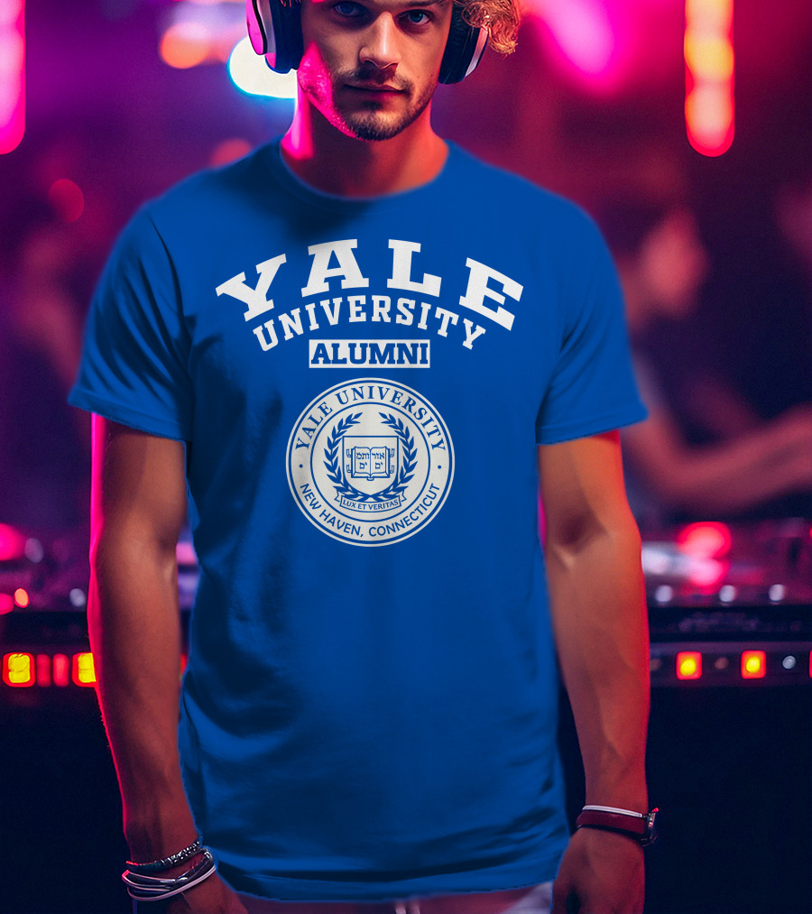 Yale University Alumni Seal New Haven Connecticut Lux Et Veritas T-Shirt