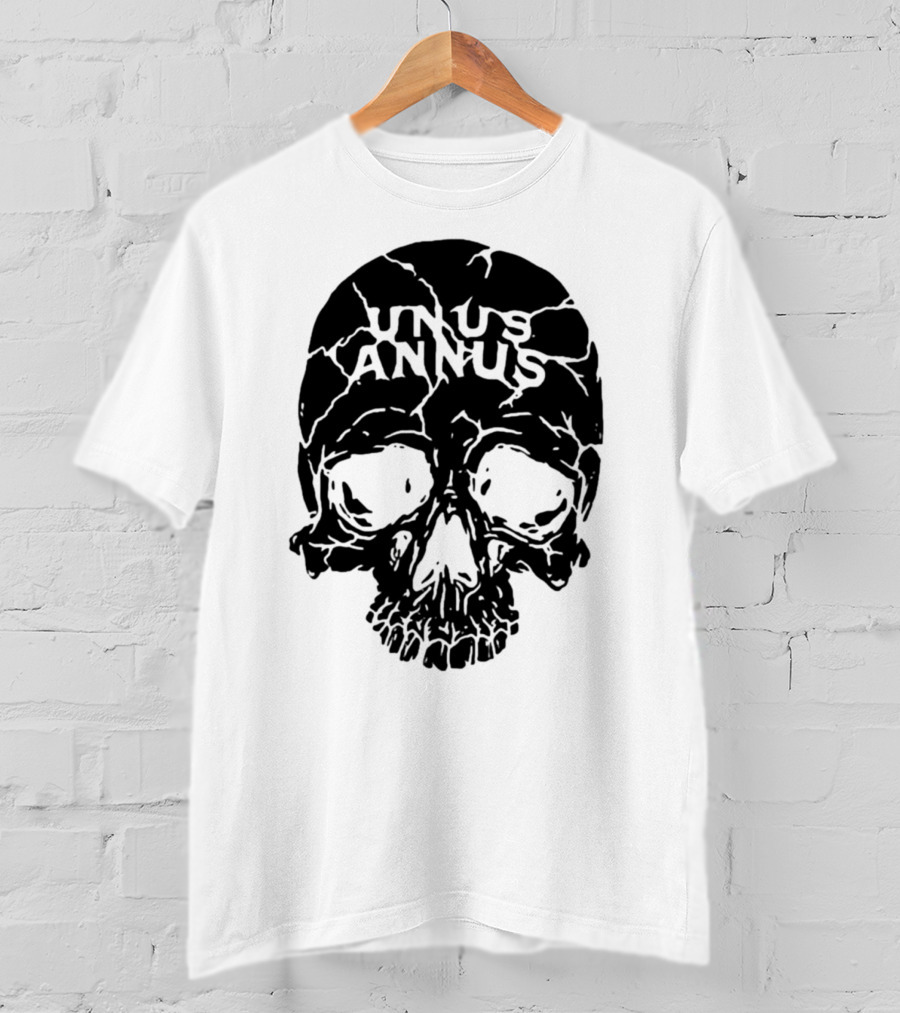 Unus Annus Skull Black Crack T-Shirt