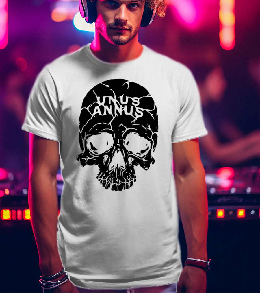 Unus Annus Skull Black Crack T-Shirt
