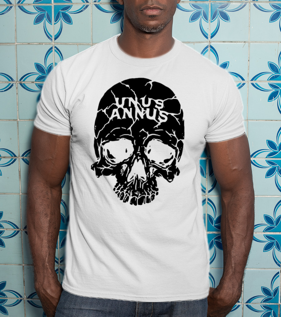Unus Annus Skull Black Crack T-Shirt