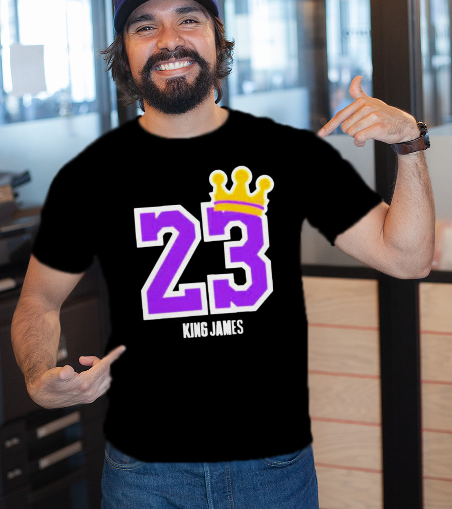 King Lebron James 23 Purple Crown La Lakers T-Shirt