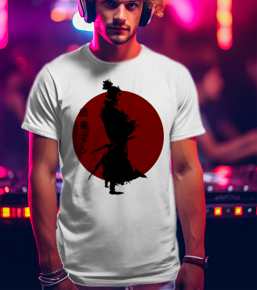 Miyamoto Musashi Samurai Silhouette Red Sun Kanji Reading Man T-Shirt