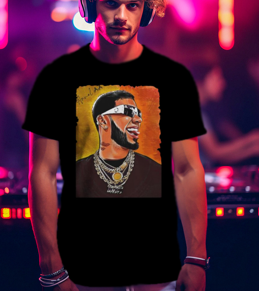 Anuel AA Vibrant Portrait With Signature And Chains T-Shirt