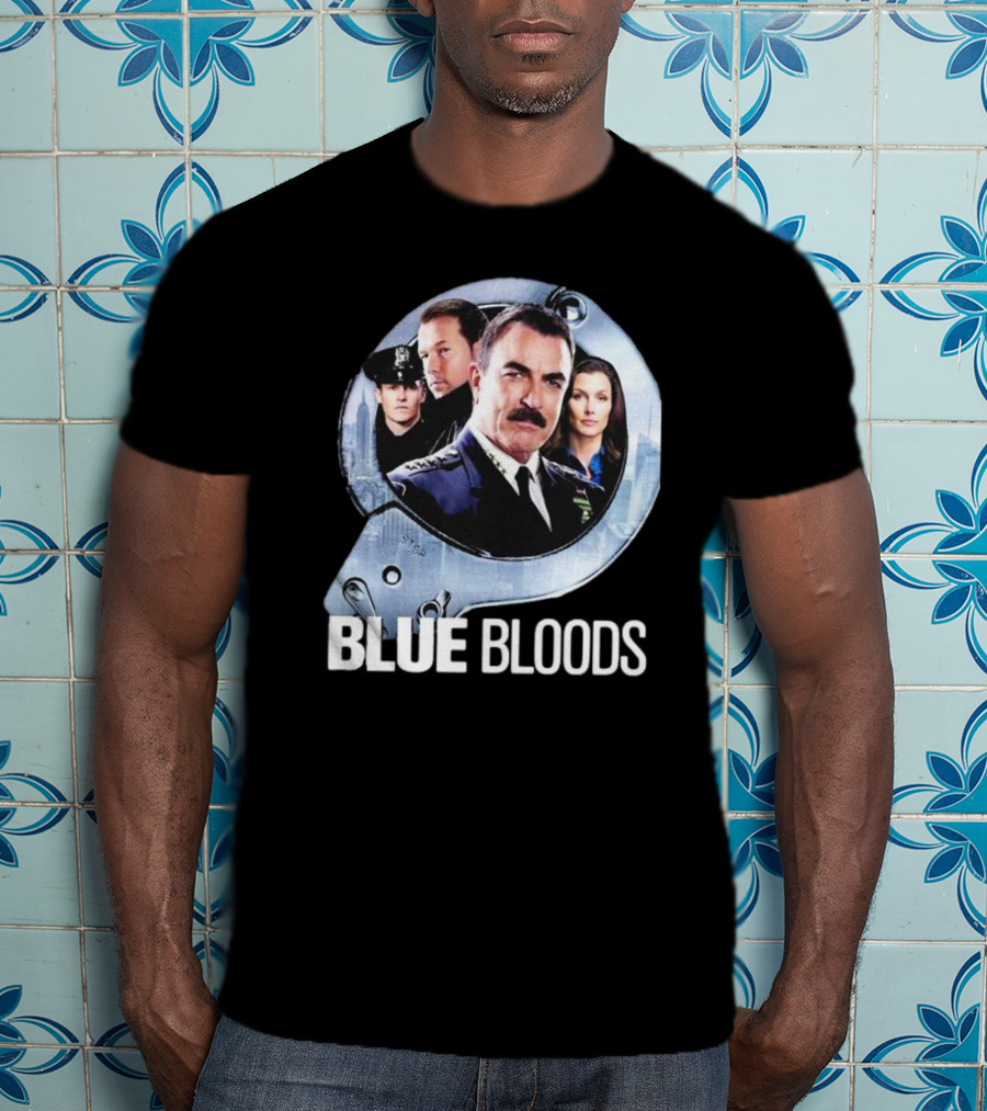 Blue Bloods Reagan Family Tom Selleck Donnie Wahlberg Cop Movie Fan T-Shirt