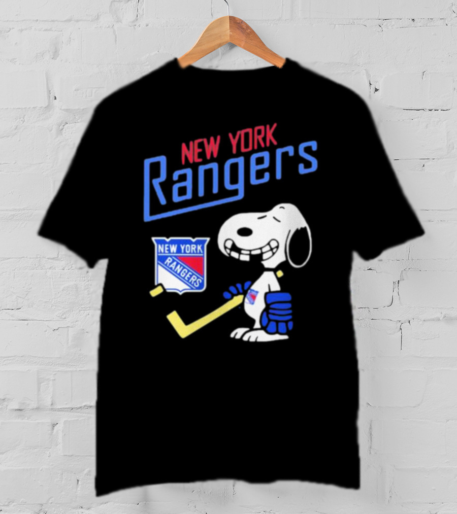 New York Rangers Snoopy Hockey Player T-Shirt