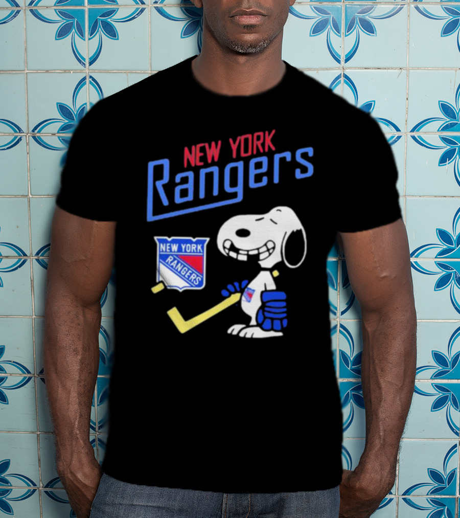 New York Rangers Snoopy Hockey Player T-Shirt