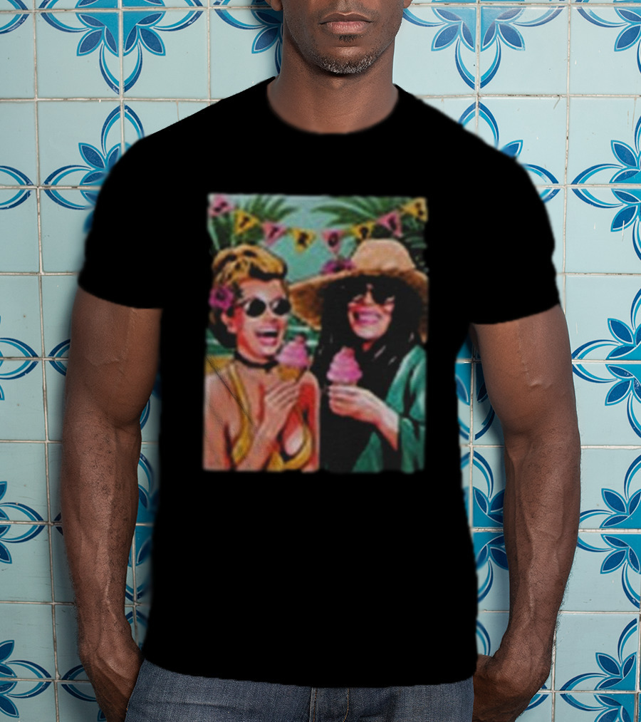 St Tropez Ice Cream Smiles Sunglasses And Sunhats T-Shirt