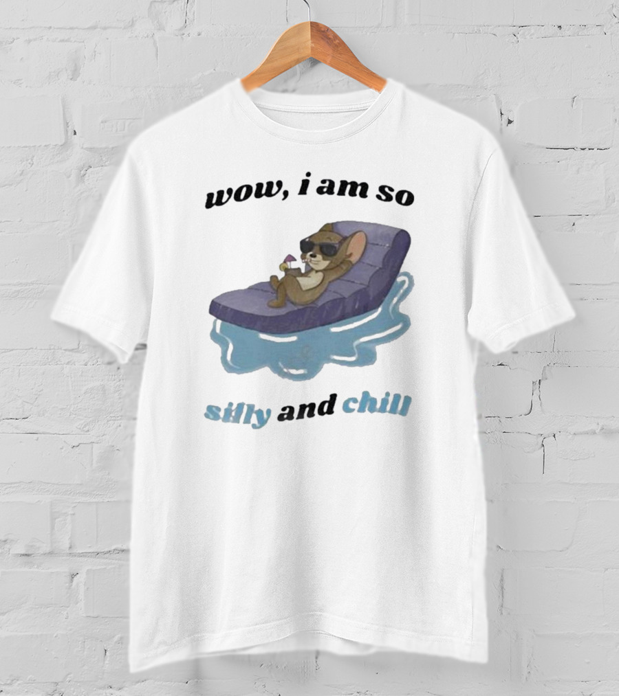 Wow I Am So Silly And Chill Relaxing Sunglasses Pool Float Mouse T-Shirt