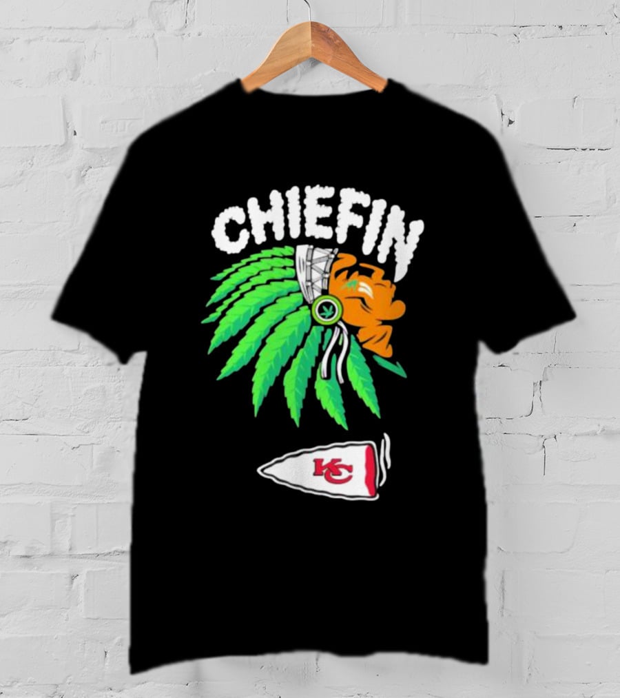 Kansas City Chiefs Chiefin Native Headdress Football T-Shirt