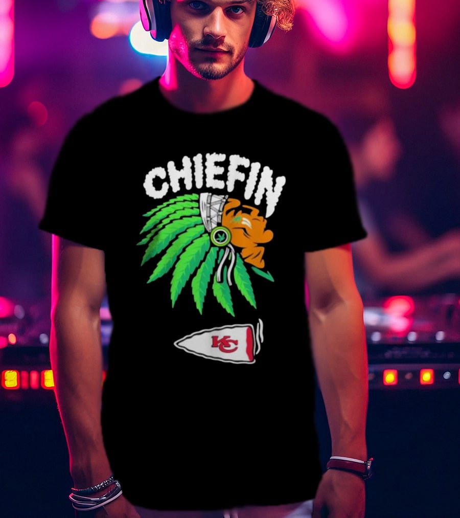 Kansas City Chiefs Chiefin Native Headdress Football T-Shirt