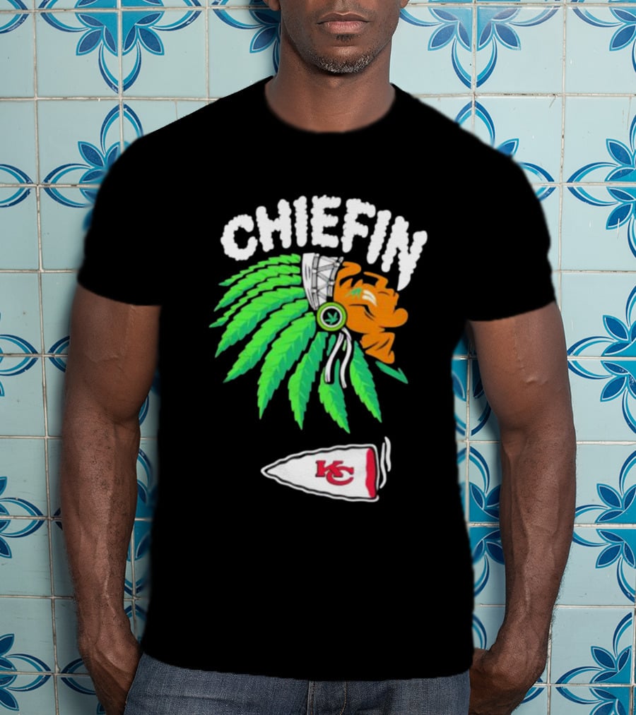 Kansas City Chiefs Chiefin Native Headdress Football T-Shirt