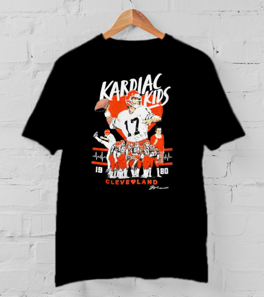 Kardiac Kids 1980 Cleveland Football Team Retro Quarterback Number 17 Sports Nostalgia T-Shirt