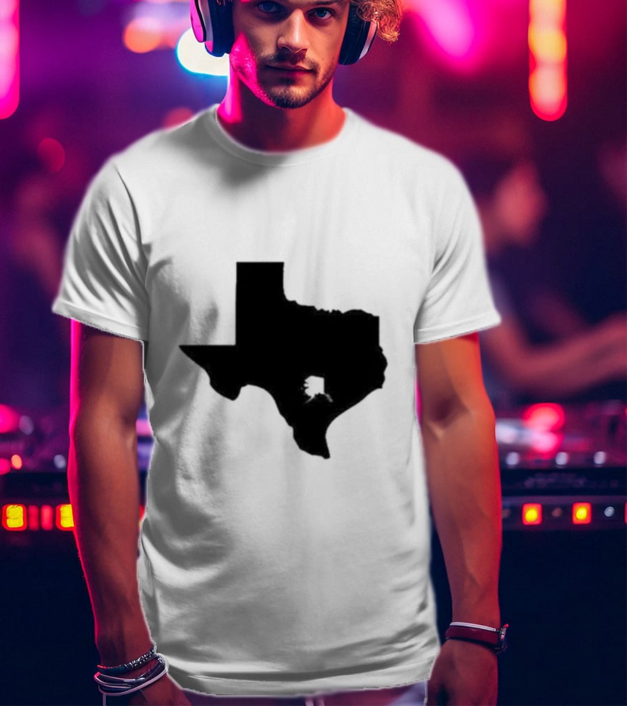 Many People Don’t Realize How Small Alaska Really Is When The Image Is Not To Scale Texas Silhouette Comparison T-Shirt