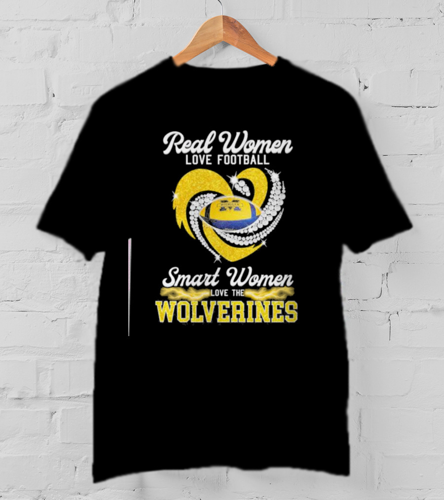 Real Women Love Football Smart Women Love The Wolverines Sparkling Heart Football T-Shirt