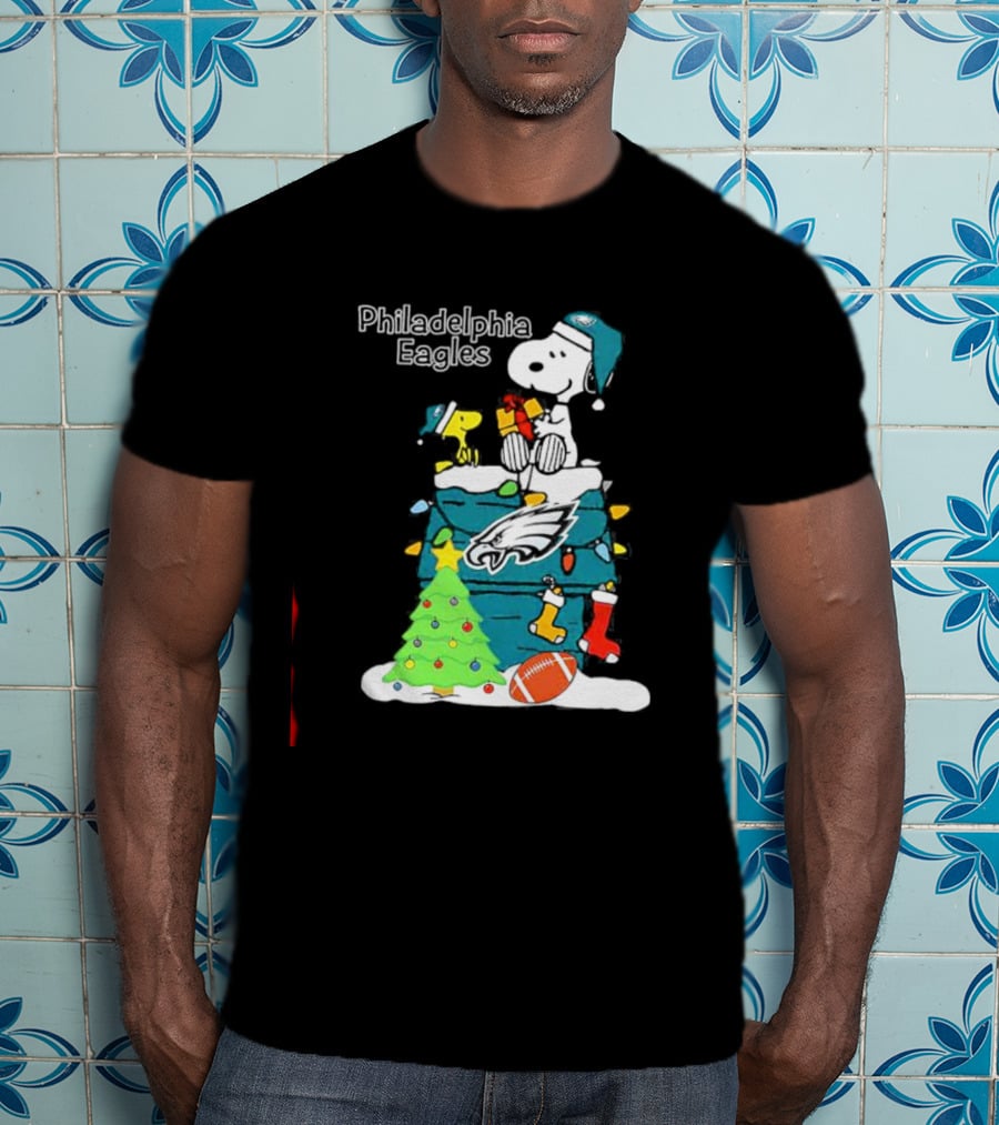 Philadelphia Eagles Christmas Snoopy With Woodstock And Football T-Shirt