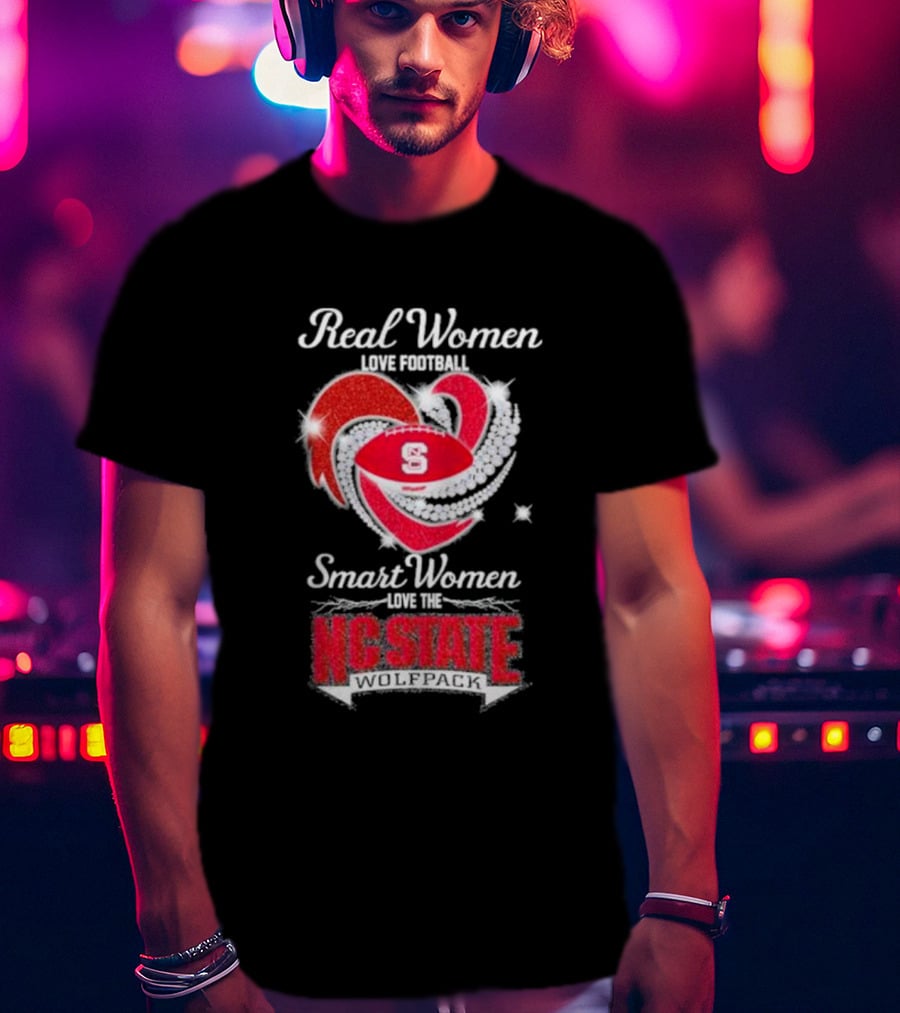 Real Women Love Football Smart Women Love The NC State Wolfpack Diamond Heart T-Shirt