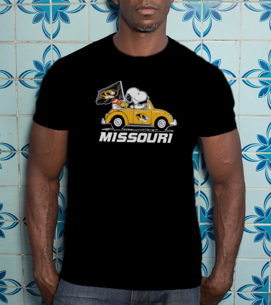 Missouri Tigers Snoopy Woodstock Driving Car T-Shirt