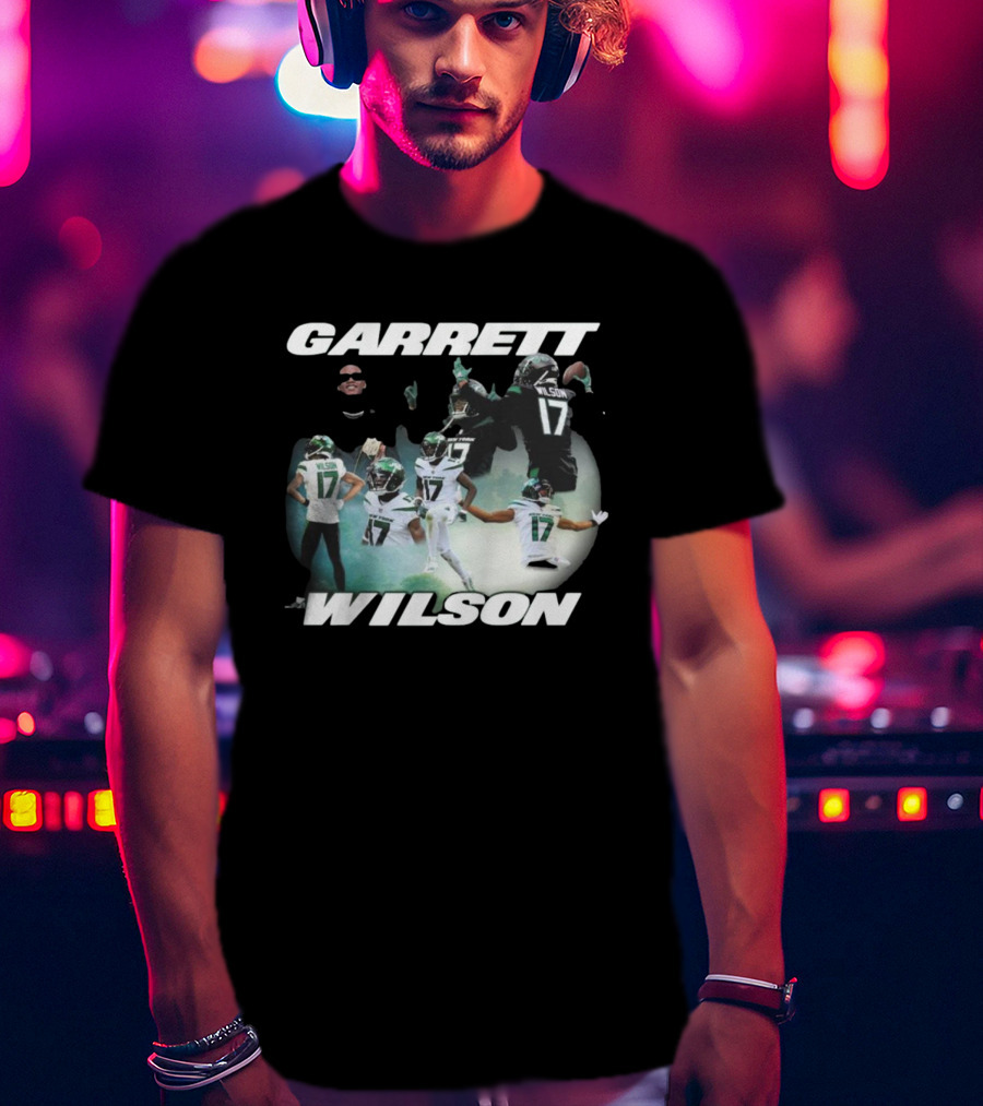 Garrett Wilson New York Jets Dynamic Football Action Montage T-Shirt