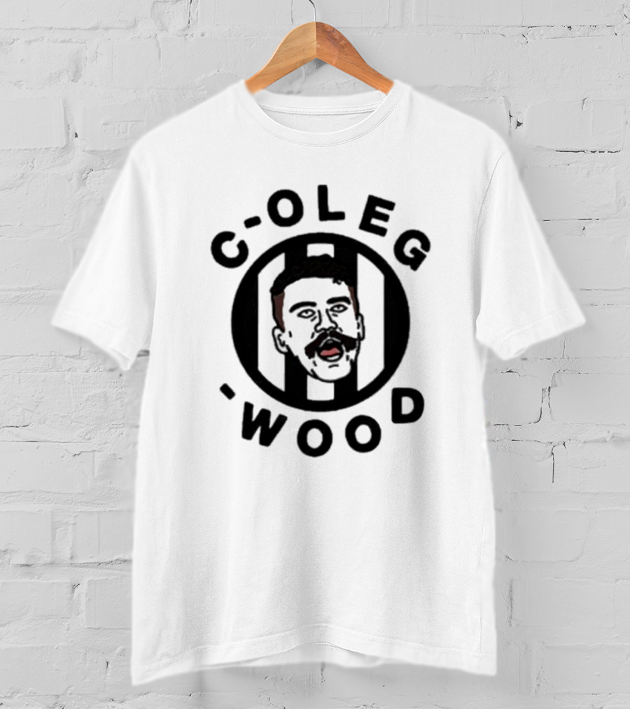 C-Oleg-Wood Cartoon Face Circle Football T-Shirt