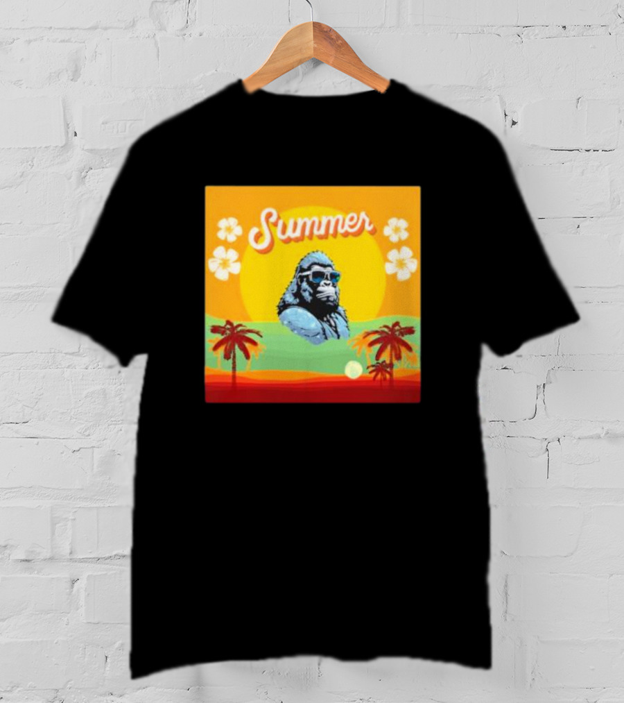 Summer Gorilla Beach Palm Trees Sun Vintage Retro T-Shirt