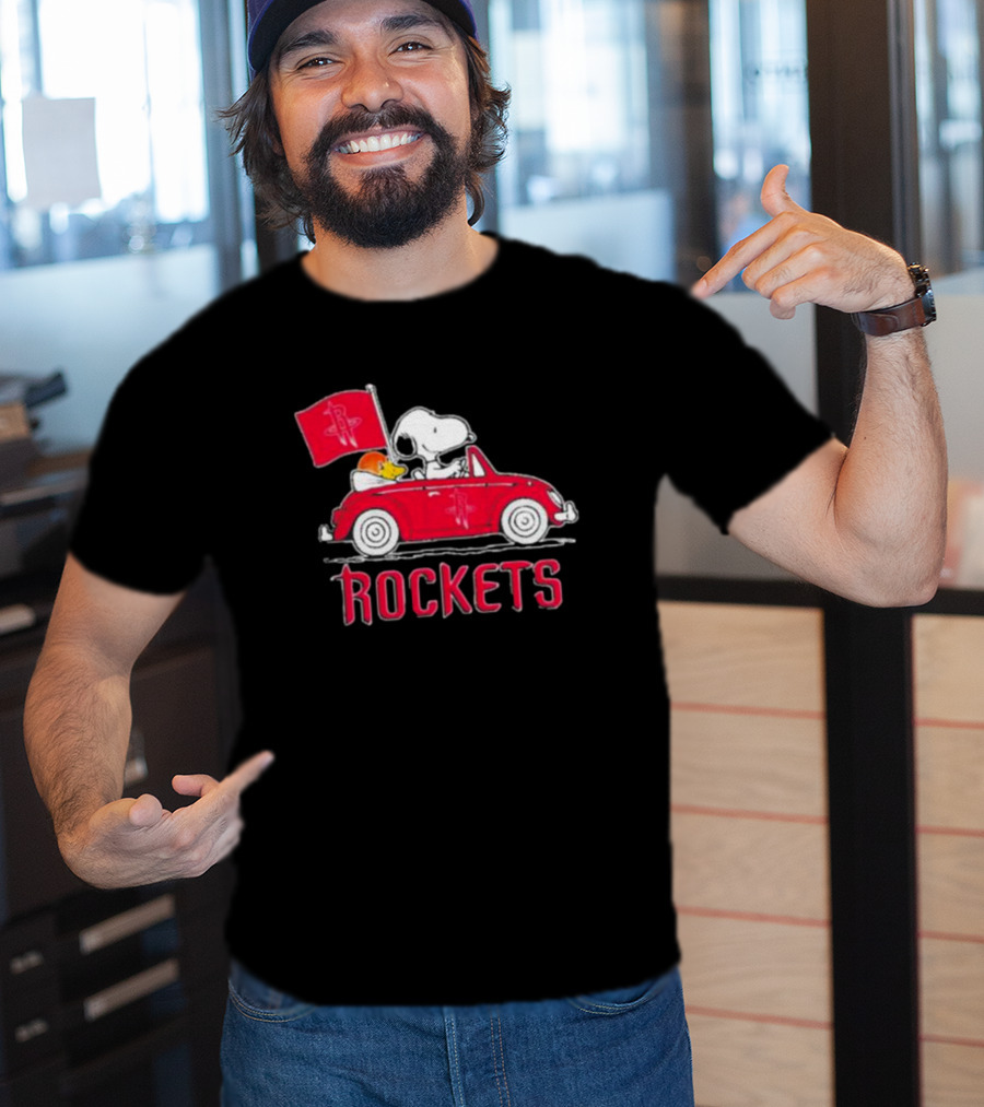 Houston Rockets Snoopy Dog Driving Red Car With Basketball Flag T-Shirt