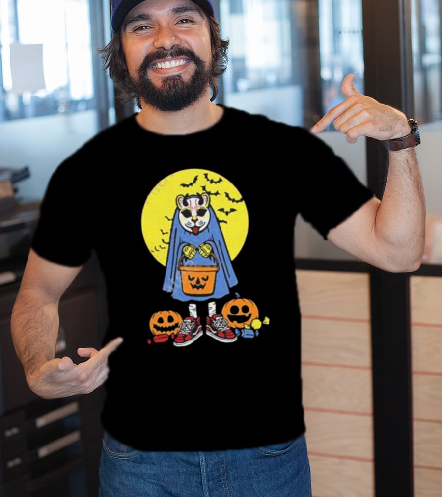 Home Team Trick Or Treat Halloween Costume With Pumpkins And Bats T-Shirt