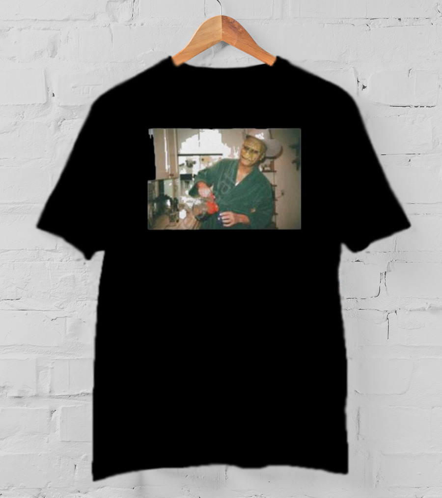 Mac Demarco Lizard Man Pouring Coffee In Kitchen T-Shirt