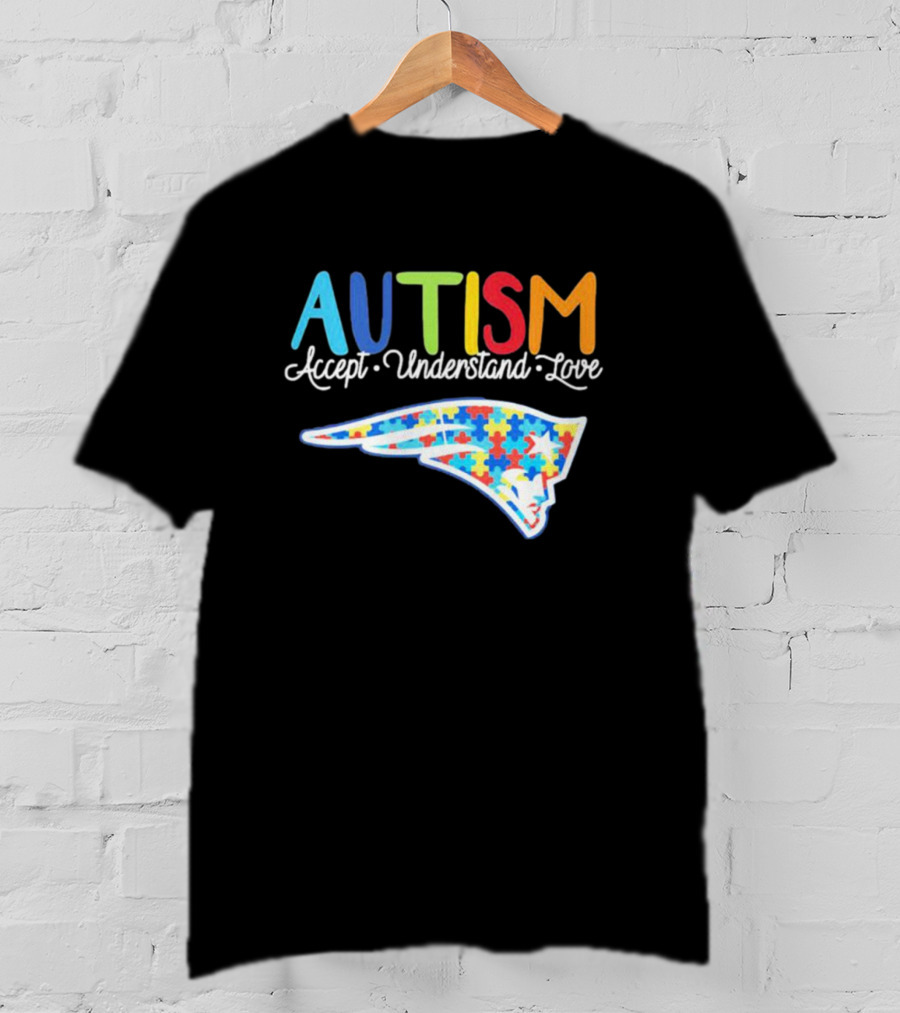 New England Patriots Autism Awareness Accept Understand Love Puzzle T-Shirt