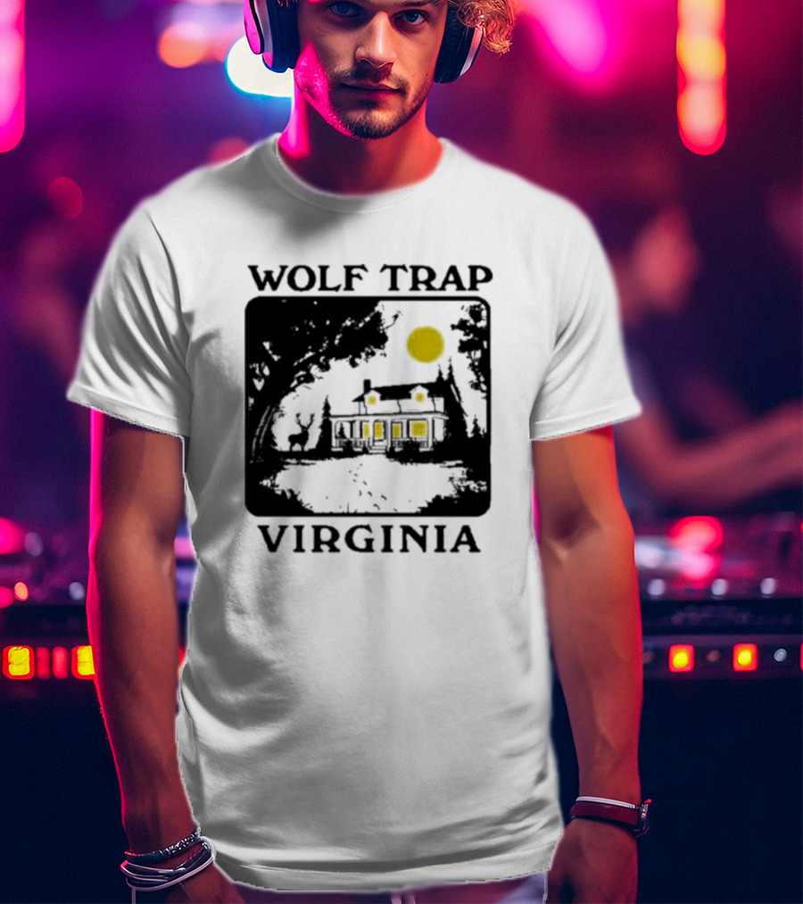 Wolf Trap Virginia Moonlit House Scene T-Shirt